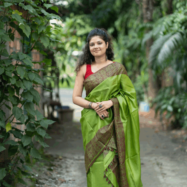 Colored Pure Silk Makhela Sador set with blouse piece